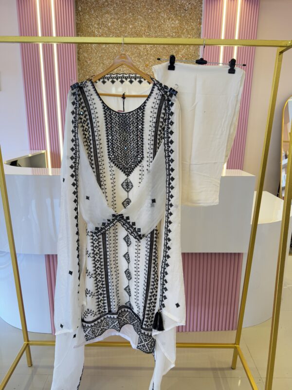 Organza EMN019
